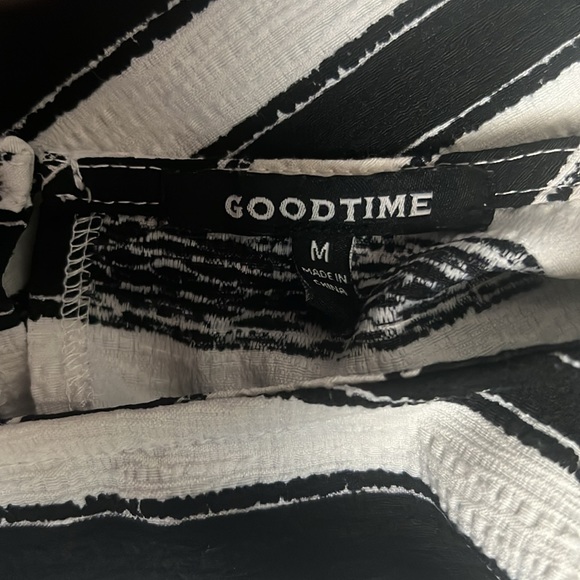 Top - Picture 4 of 4